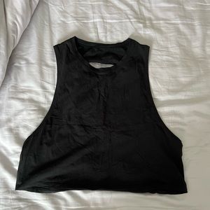 Lululemon Crop Tank. Black.